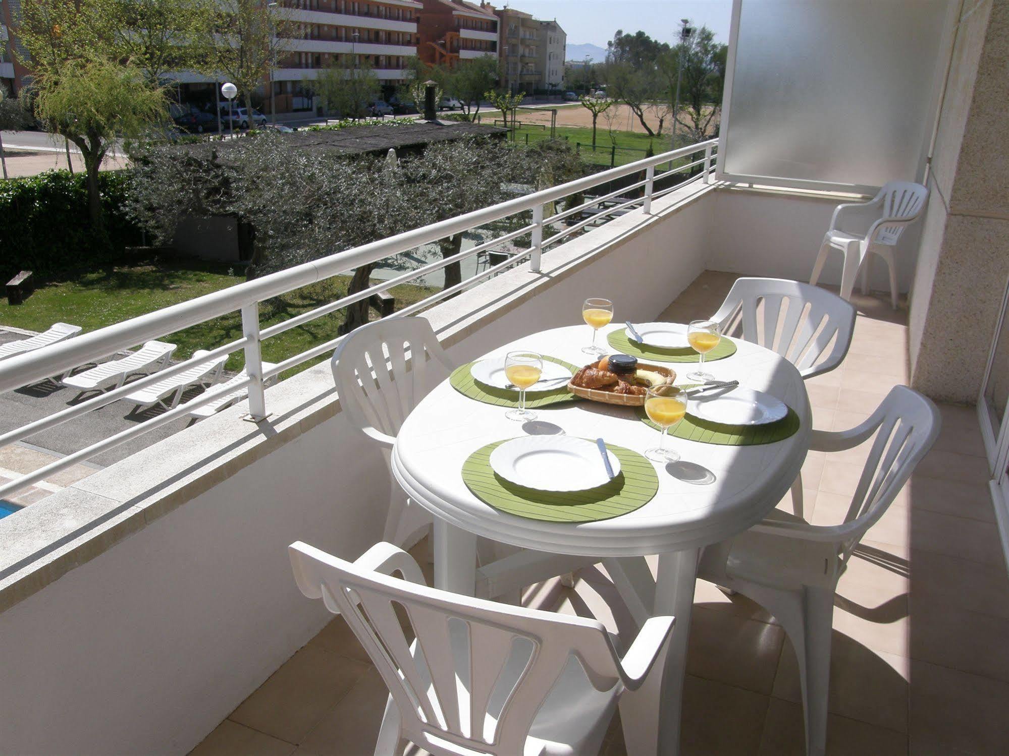 Apartamentos Miami L'Estartit Exteriör bild